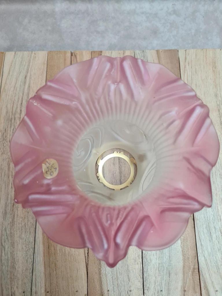 Abat-jour ancien en verre dépoli rose 🌸