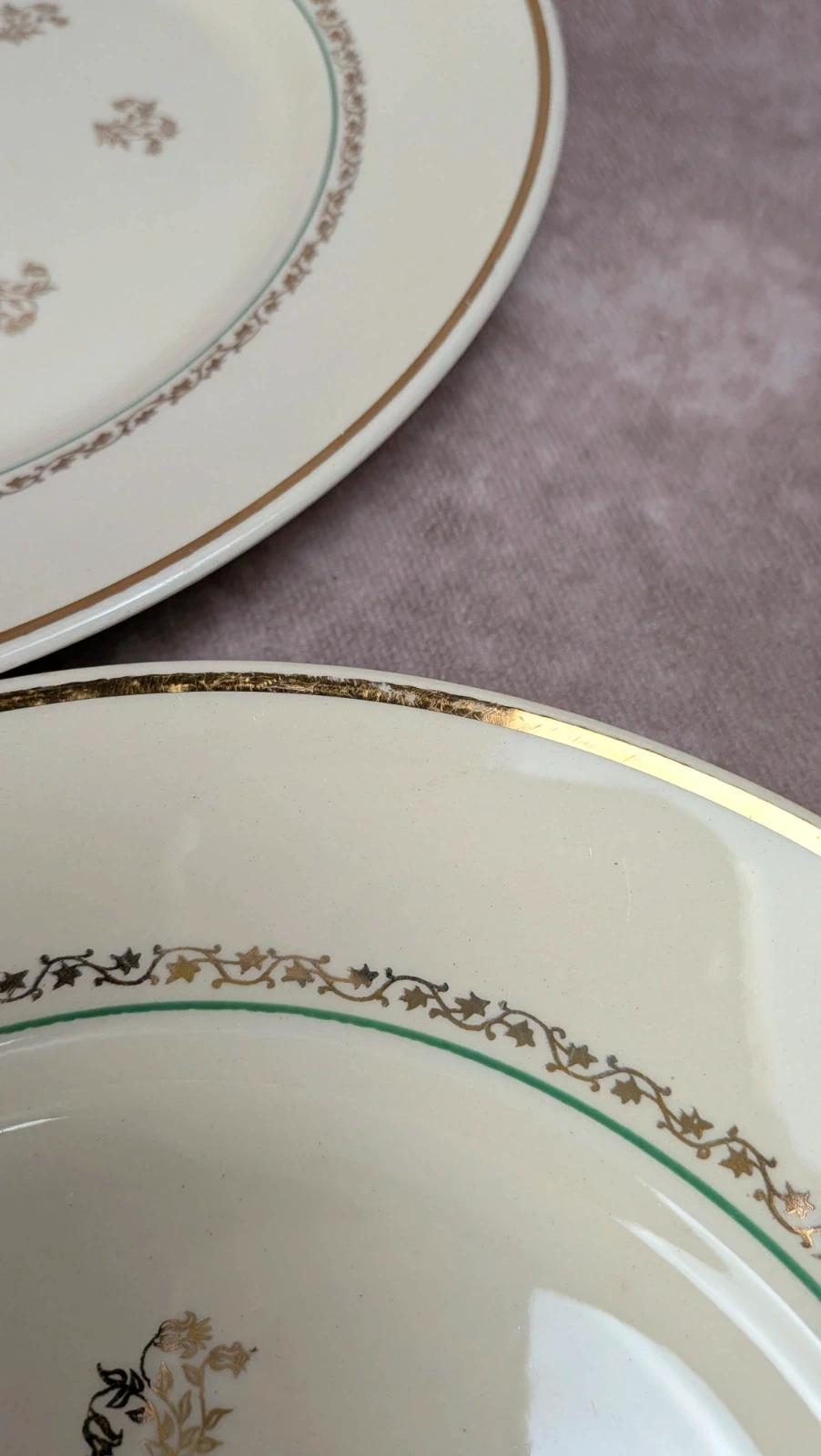 Lot de 12 assiettes plates Gien