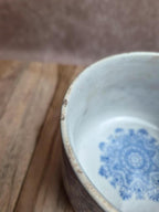 Grande tasse à chocolat ancienne Hamage Nord Renaissance – Terre de fer, décor bleu & blanc rare