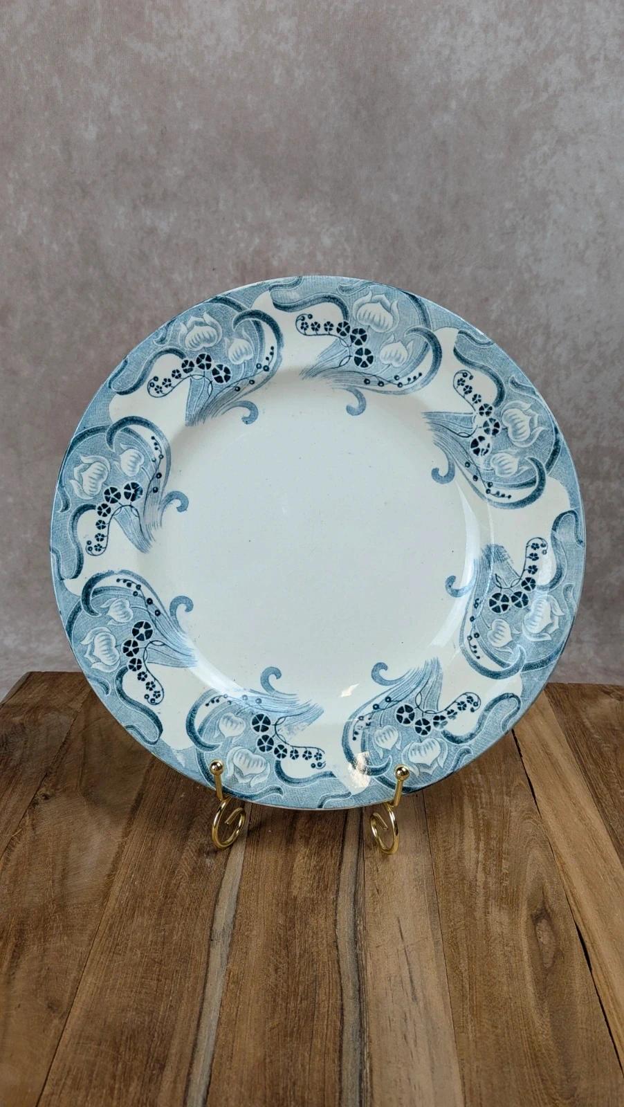 Assiette plate Longwy modèle Champagne – décor bleu ancien
