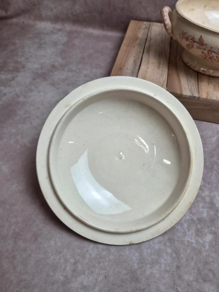 Petite soupière ancienne Sarreguemines modèle Favori rose – Terre de fer