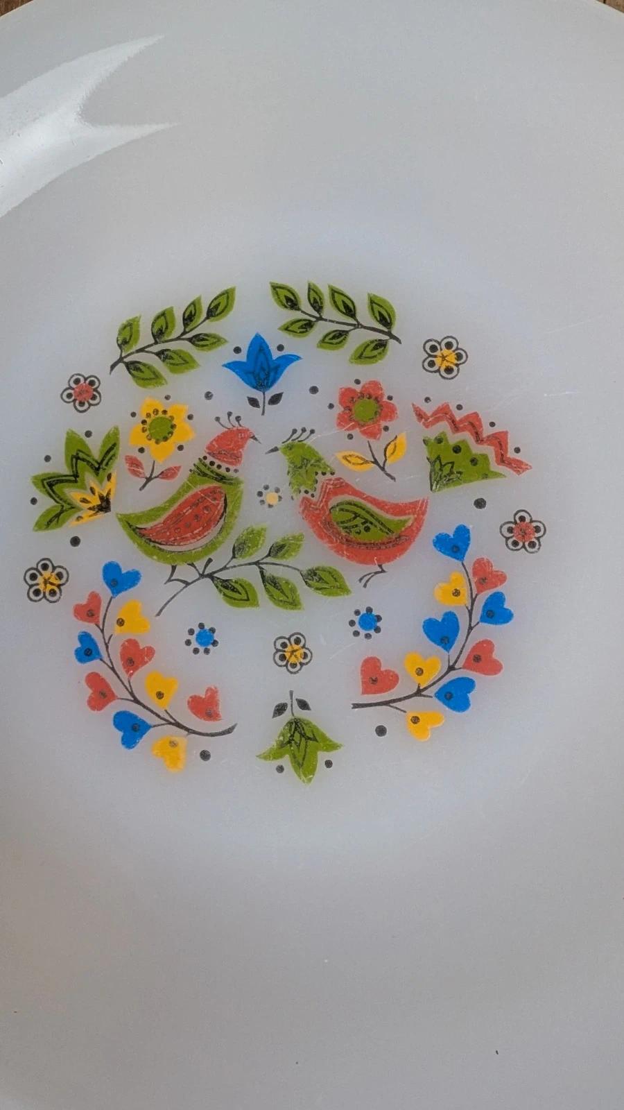 Lot de 4 assiettes à dessert Arcopal France – modèle “oiseaux du Paradis”