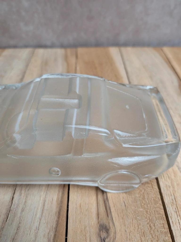Voiture miniature en verre moulé transparent – Décoration vintage