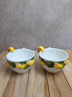 Lot de 2 tasses et 2 soucoupes en barbotine décor citrons