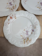 Lot de 3 assiettes anciennes en porcelaine décor floral