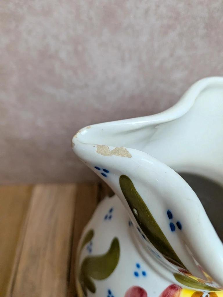 Pichet ancien en faïence décor floral peint main – esprit campagne