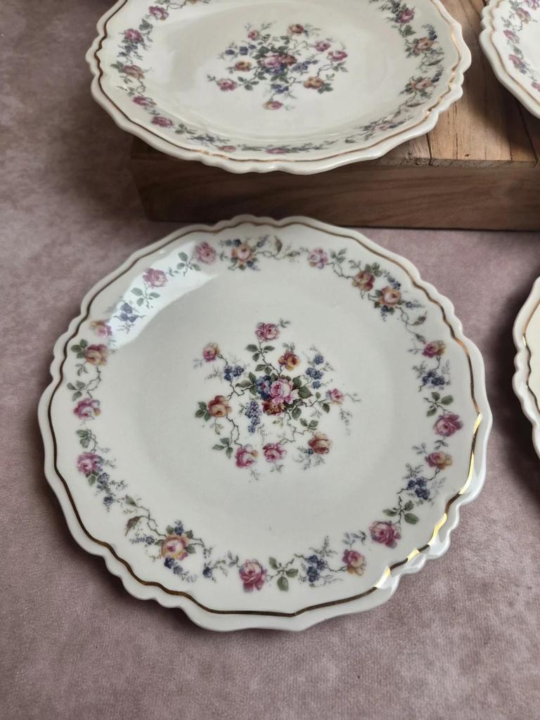 Lot de 6 assiettes plates anciennes Limoges Lucien Michelaud – décor floral