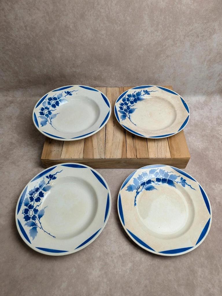 Lot de 4 assiettes Terre de fer Fp Granville – Décor bleu Art déco