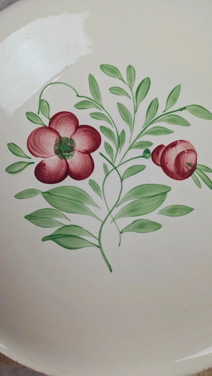 Plat creux ancien Villeroy & Boch – décor floral – esprit viennois
