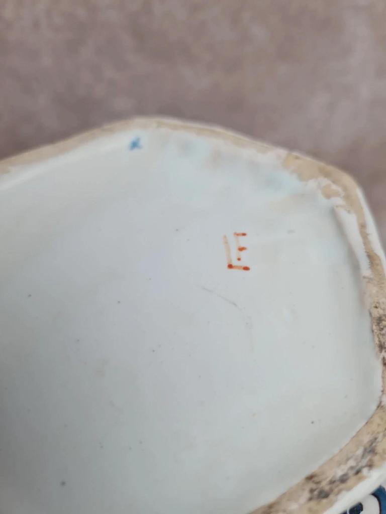 Potiche couverte ancienne faïence Desvres Fourmaintraux Xixe décor chinoiserie chien de Fô