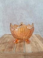 Coupe vintage en verre pressé orangé sur pieds 🧡