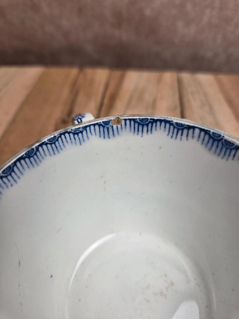 Tasse ancienne K&g Lunéville – Modèle Nanceen – Faïence bleue – Rare