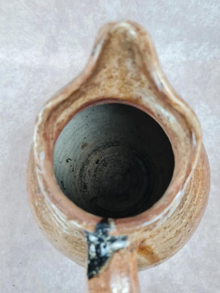 🏺 Ancien pichet en grès vernissé, travail artisanal