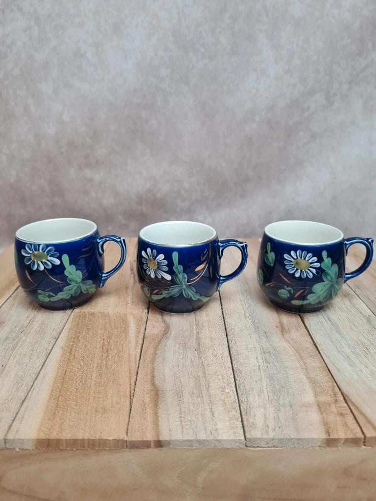 Service café vintage Digoin Sarreguemines bleu cobalt – 3 tasses + 3 soucoupes fleuries 🌼