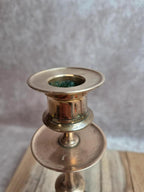Paire de bougeoirs anciens en laiton massif – Élégance classique et intemporelle