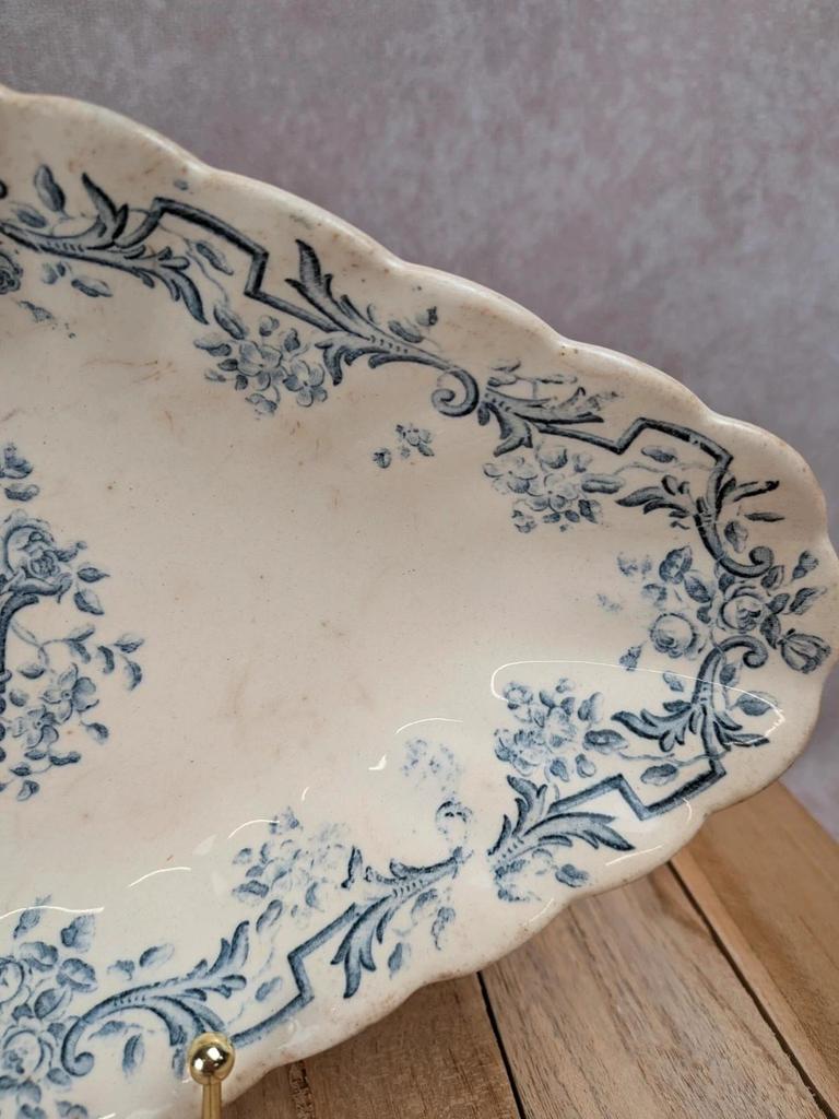 Ravier terre de fer Longchamp modèle Louis Xvi décor bleu ancien