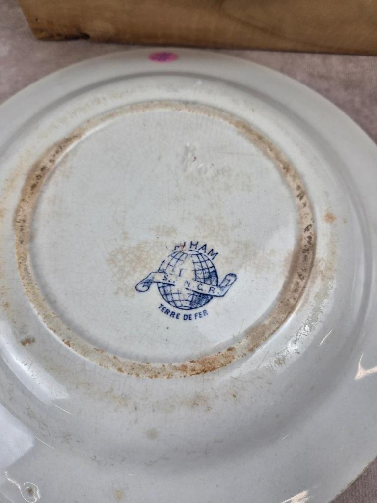 Lot de 6 assiettes creuses dépareillées vintage Terre de Fer & faïence ancienne