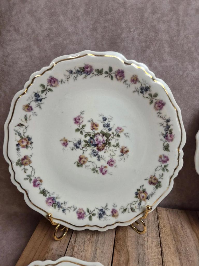 Lot de 6 assiettes plates anciennes Limoges Lucien Michelaud – décor floral