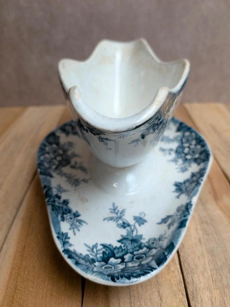 Saucière terre de fer Saint-amand & Hamage Marie-louise