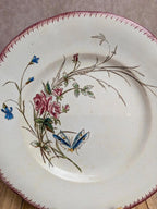 Assiette ancienne en terre de fer Sarreguemines modèle Papillon