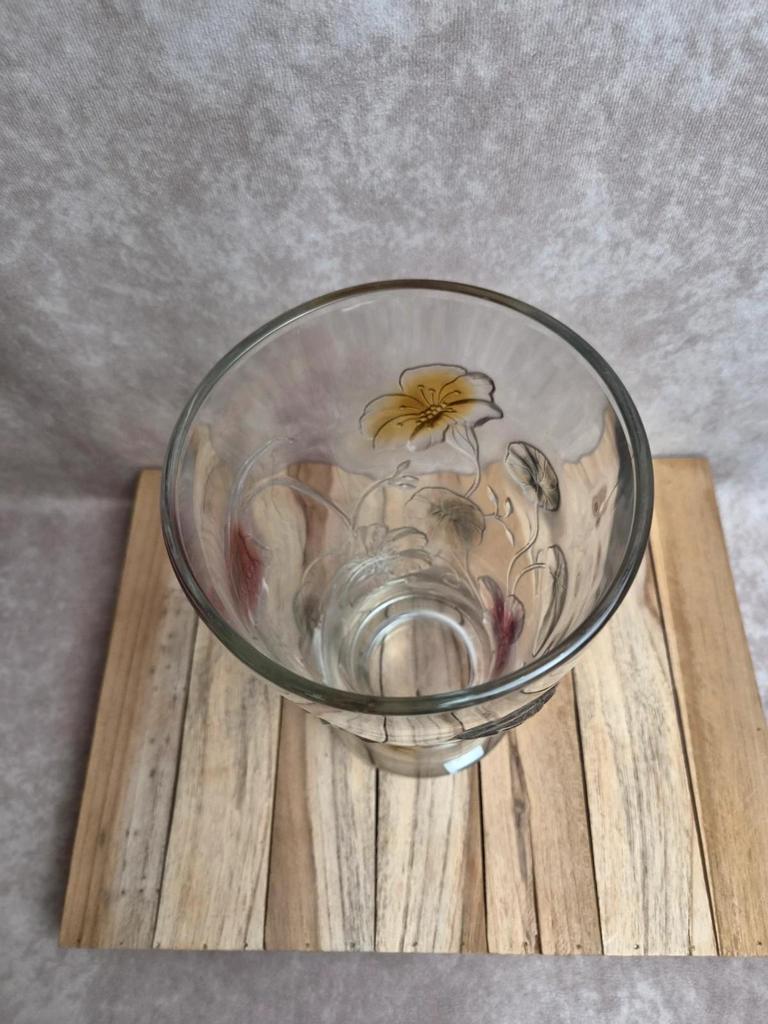 Grand vase vintage en verre moulé pressé – décor floral coloré – France