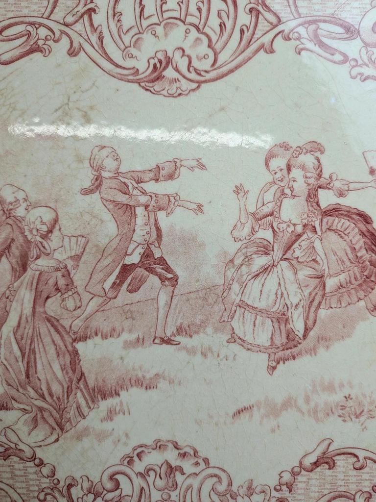 Ancien dessous de plat Gien en terre de fer – Colin-maillard