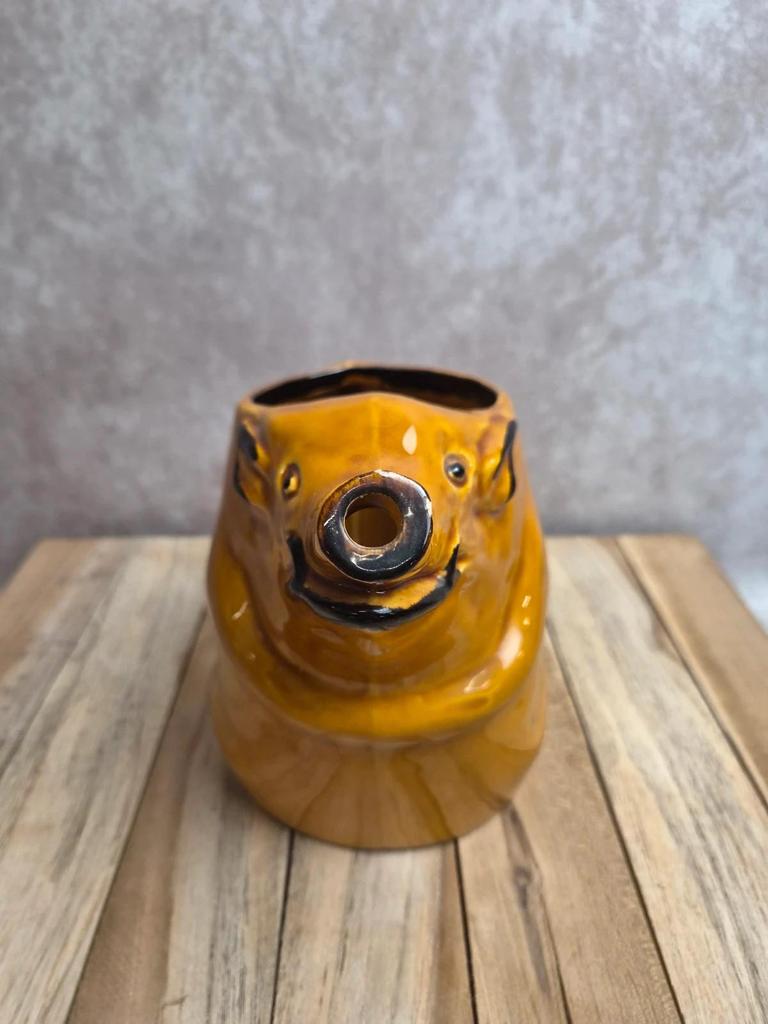 Pichet zoomorphe Goret Poët-laval – barbotine vintage – cochon