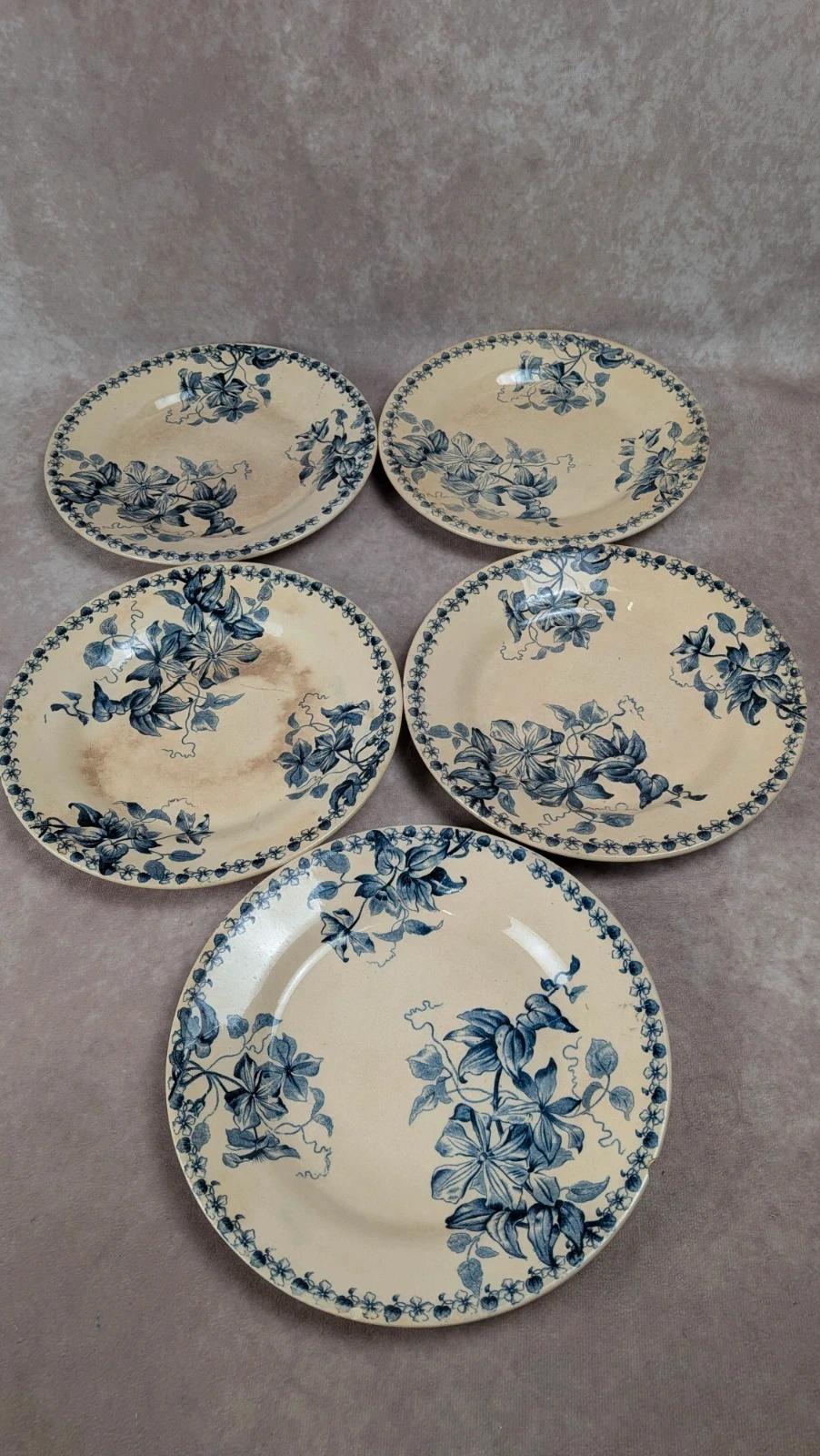 Lot de 5 assiettes plates anciennes Vieillard & Cie Bordeaux, décor Clématite