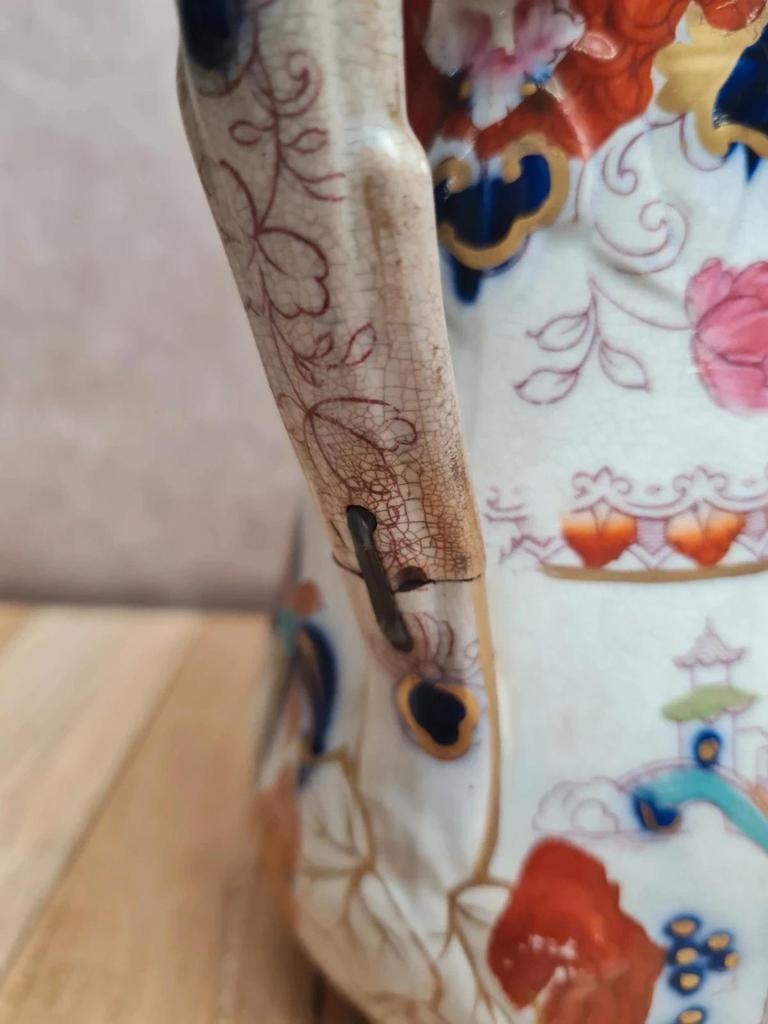 Pichet ancien japonisant Xixe couvercle étain décor Imari