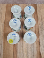 Lot de 6 coquetiers anciens en porcelaine de Paris + support bois