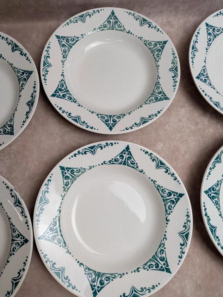Lot de 11 assiettes creuses terre de fer Moulin des Loups Fti 22