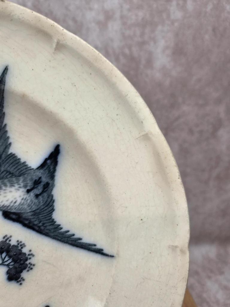 Assiette ancienne Longwy – modèle Japonais – décor oiseaux noir & blanc