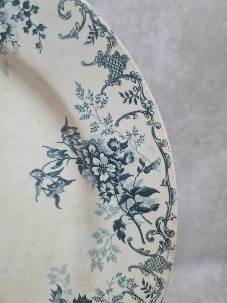 Plat ancien Terre de Fer Hb & Cie Choisy-le-roi modèle Floreal 32 cm