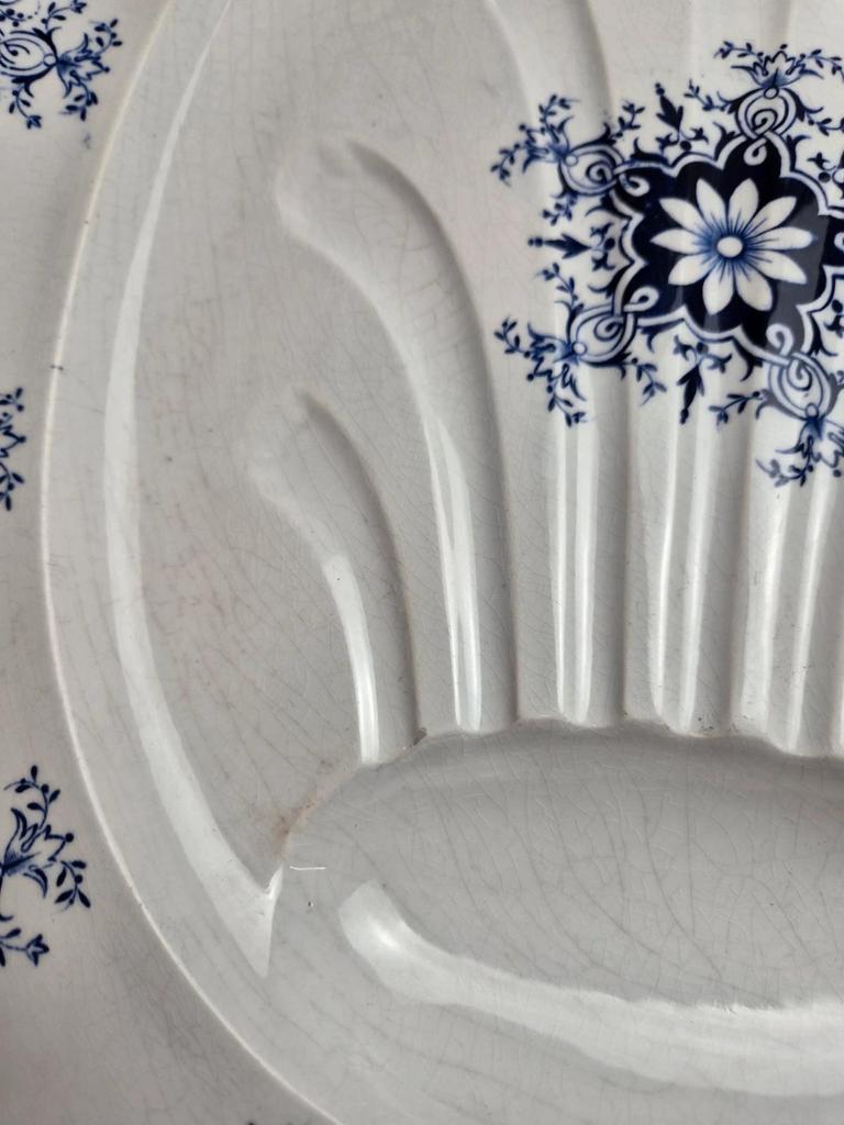 Grand plat à asperges, terre de fer, Jules Vieillard Bordeaux – Modèle Rouen – Xixe siècle