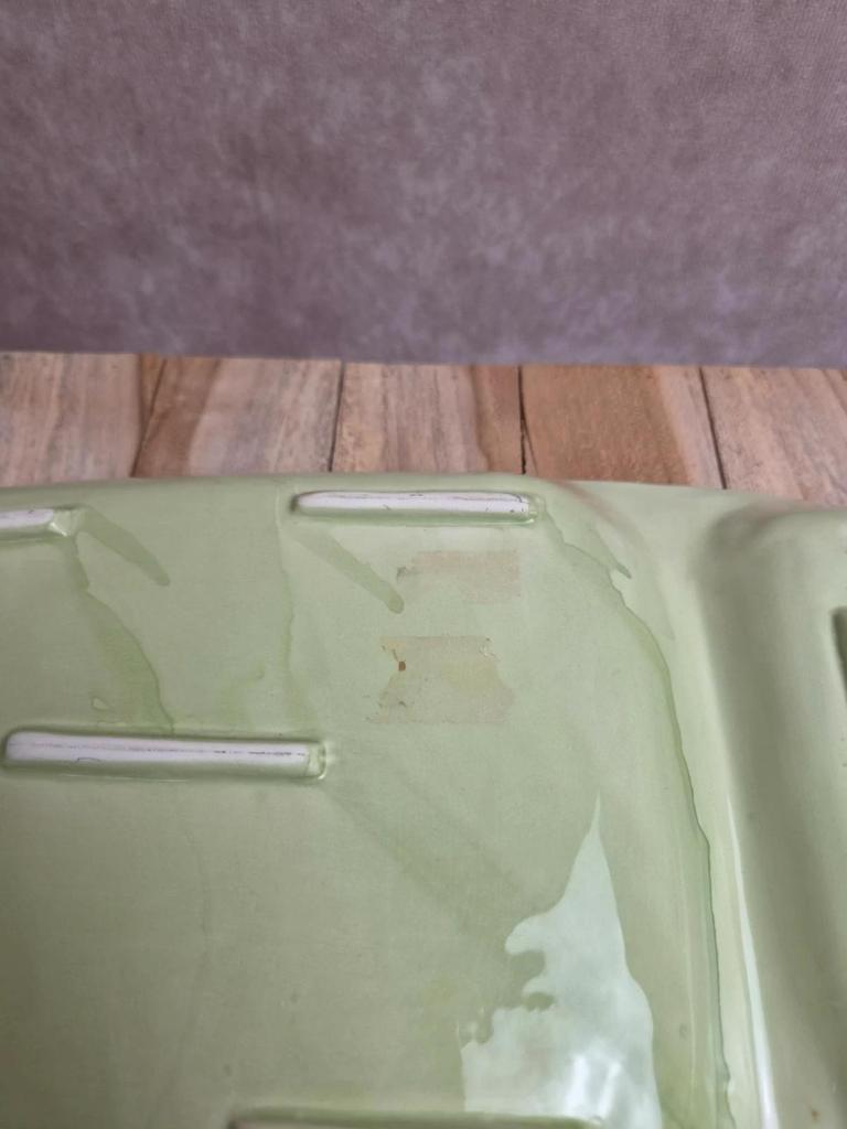 Plat à asperges ancien en barbotine – Plateau avec égouttoir amovible
