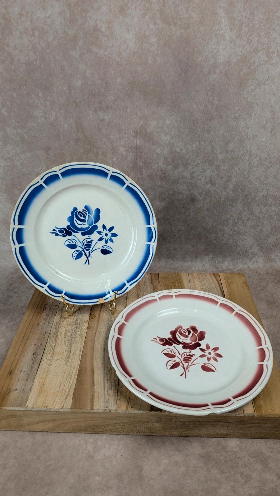 Lot de 2 assiettes plates Badonviller porcelaine opaque