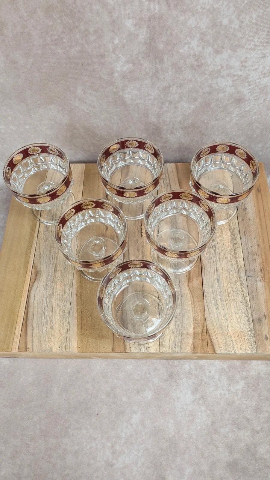 Lot de coupes italiennes vintage fuchsia & doré
