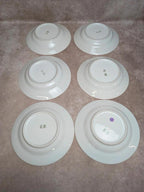 Lot 6 assiettes creuses porcelaine de Limoges décor floral bleu et rose