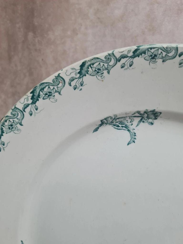 Grand plat rond ancien Saint-amand modèle Richelieu 🌿 Terre de fer verte vintage