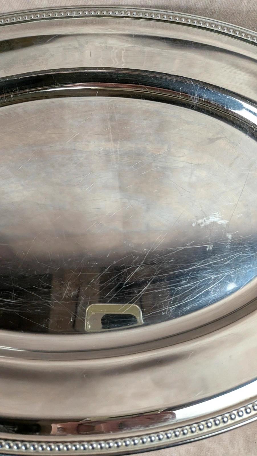 Grand plat ovale en inox vintage