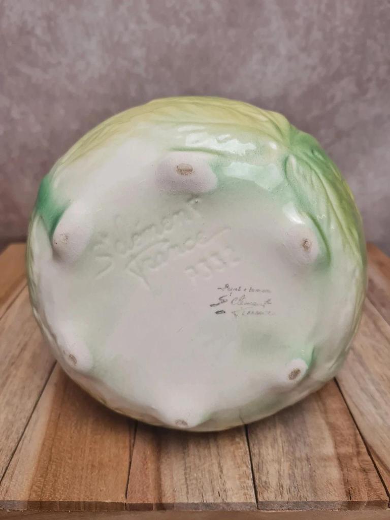 Pichet barbotine Saint-clément décor fraises 🍓 | pièce ancienne
