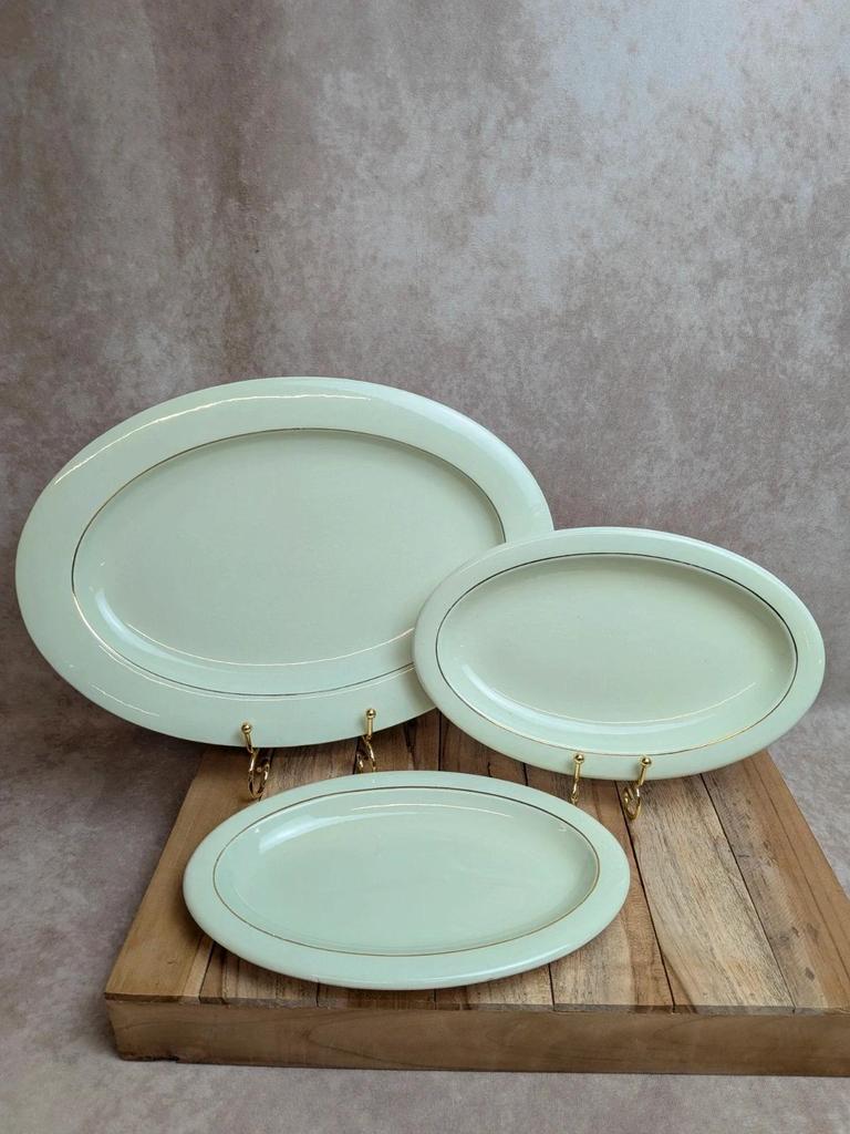 Lot de 3 plats ovales Opaceline Salins liseré doré vintage