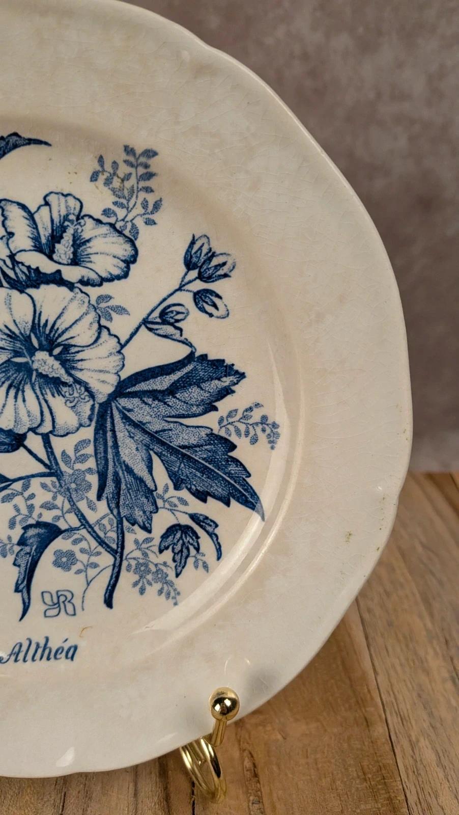 Assiette ancienne Gien modèle Althéa