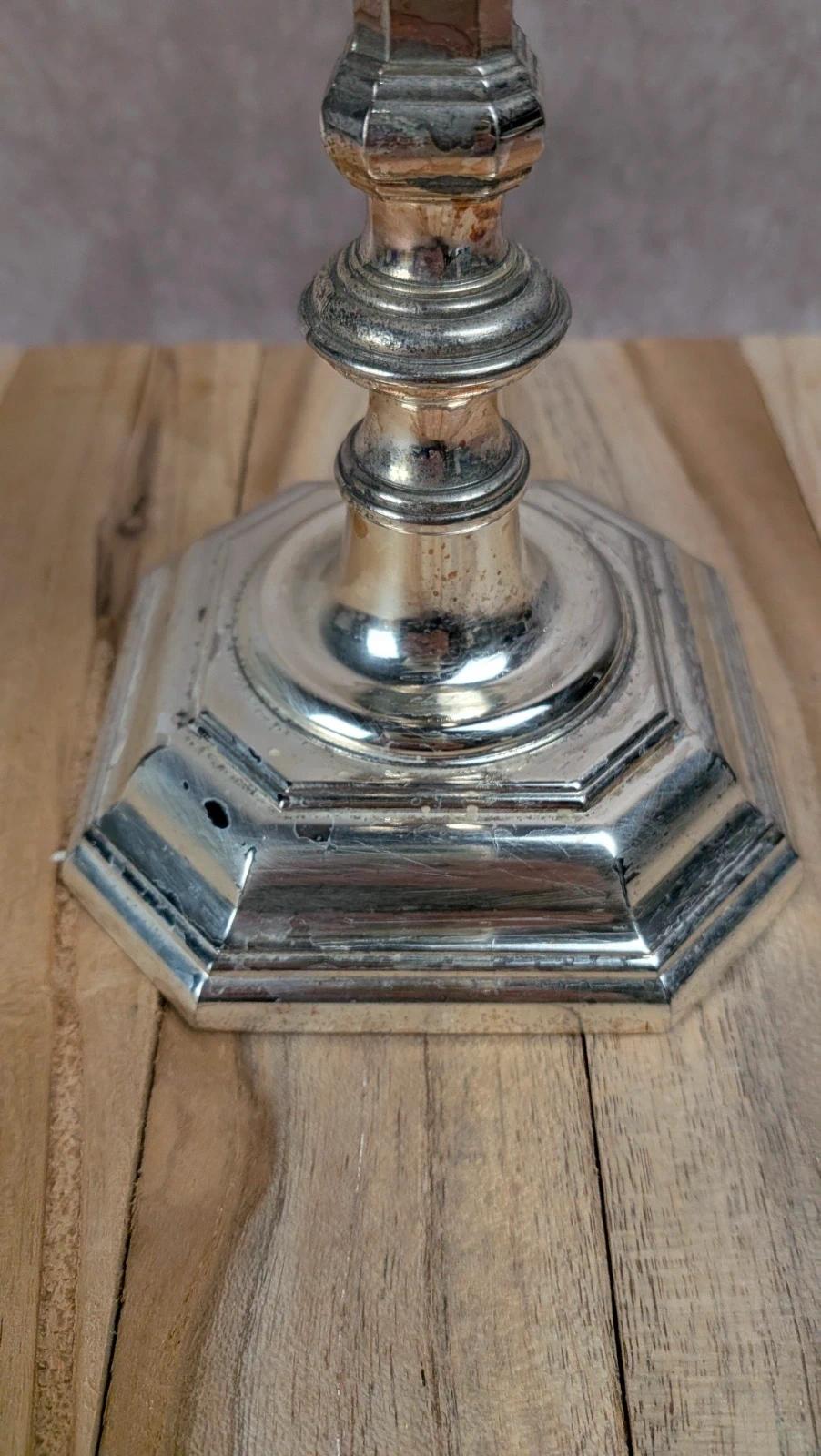 Bougeoir ancien en métal argenté