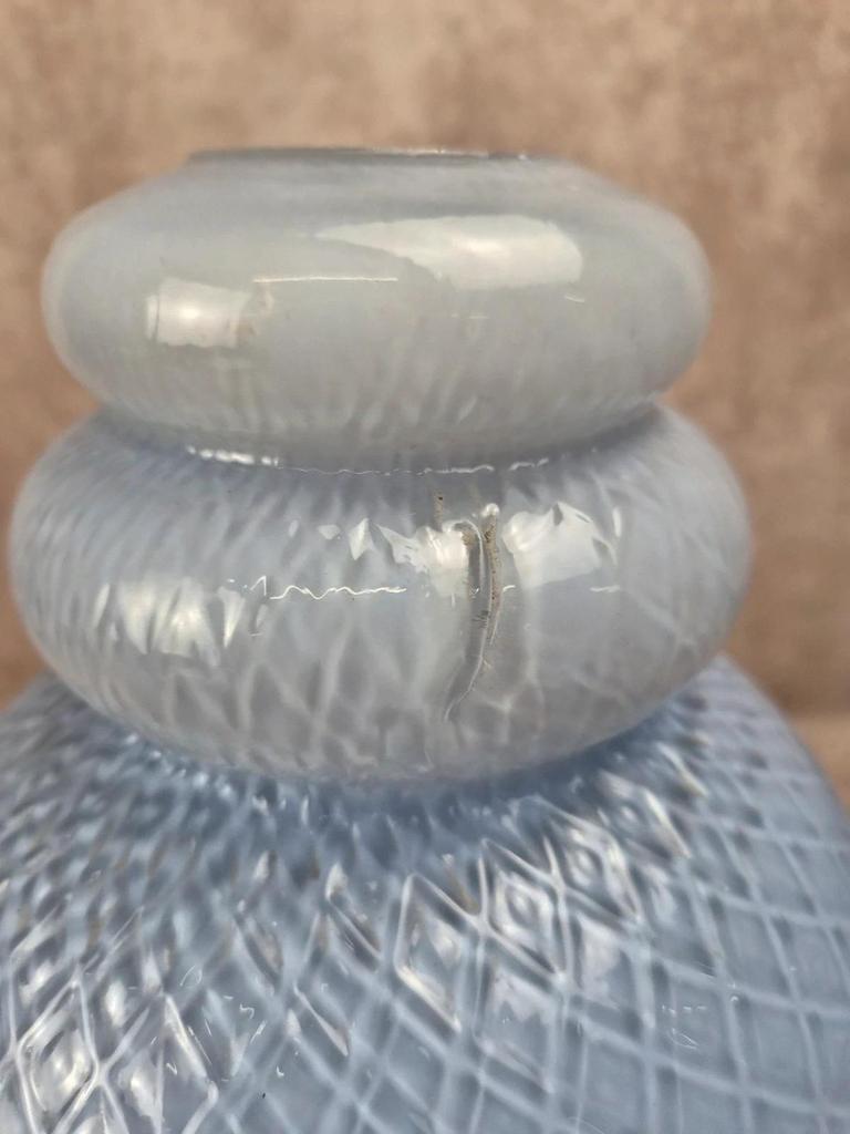 Abat-jour vintage verre opalin bleu clair – verre laiteux texturé
