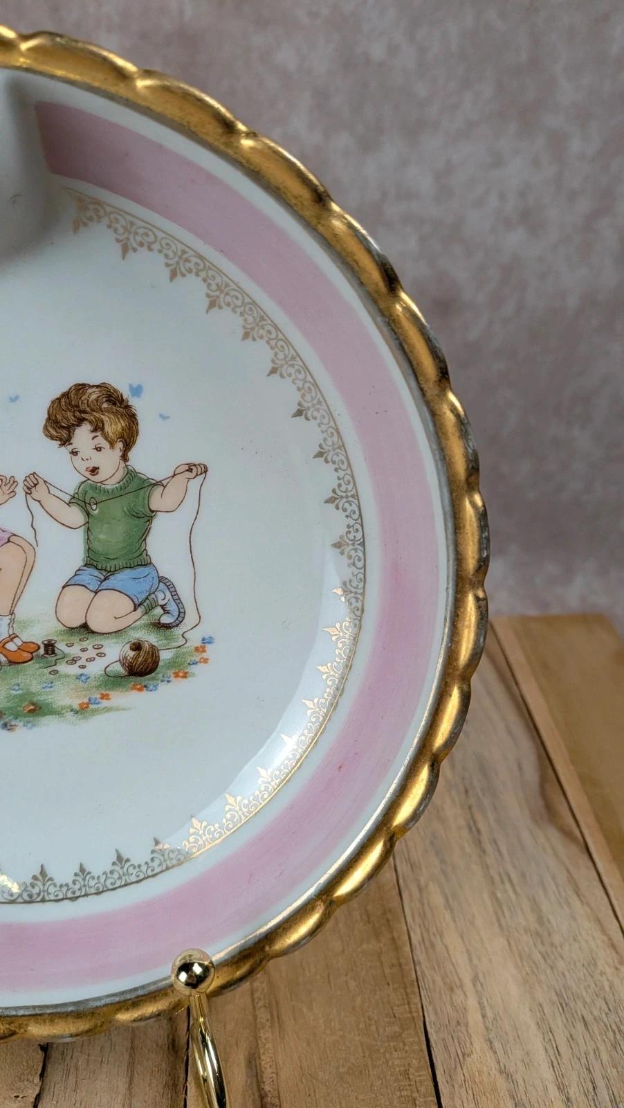 Assiette à bouillie vintage Adp décor enfants porcelaine