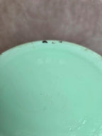 Vase Art Déco en opaline verte Spip France décor feuilles