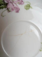 Service à thé ou café ancien en porcelaine fleurie – 19 pièces dorées