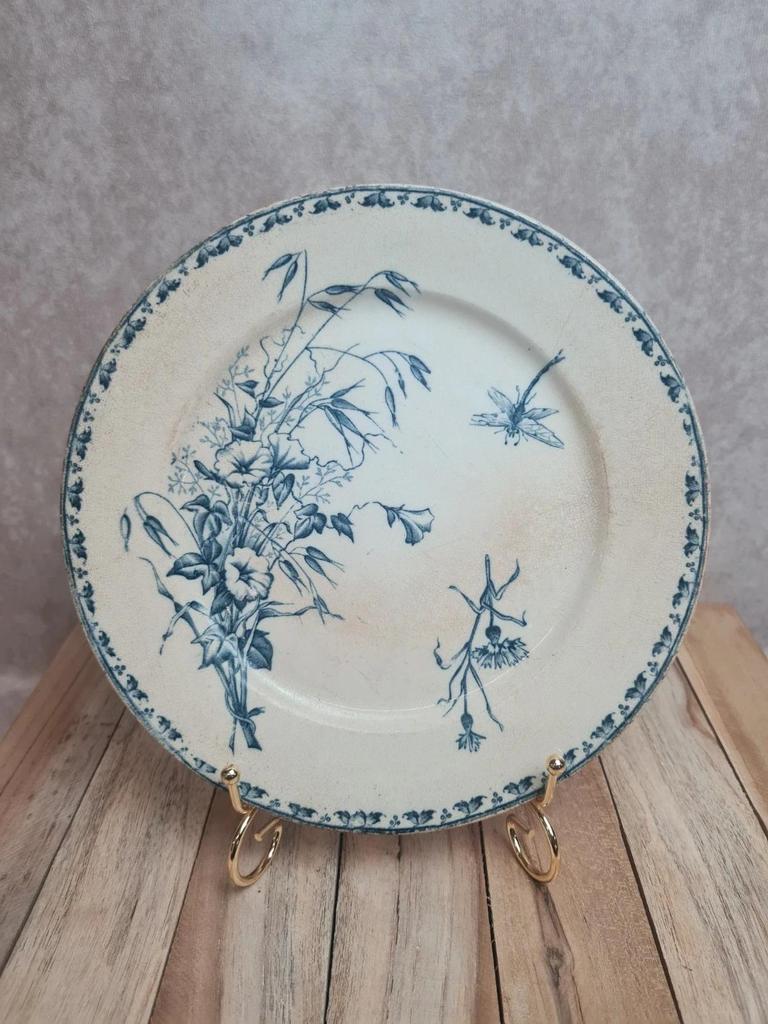 Assiette ancienne Terre de Fer Sarreguemines modèle Carmen Xixe 🌿🦋