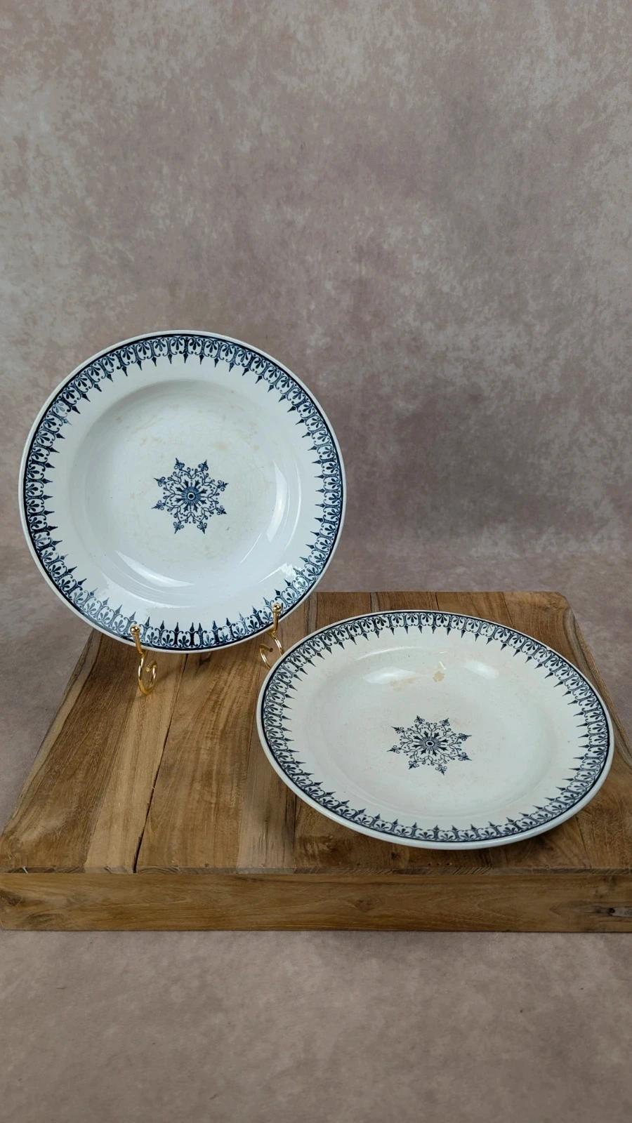 Lot de 2 assiettes creuses anciennes Saint-amand – Primax